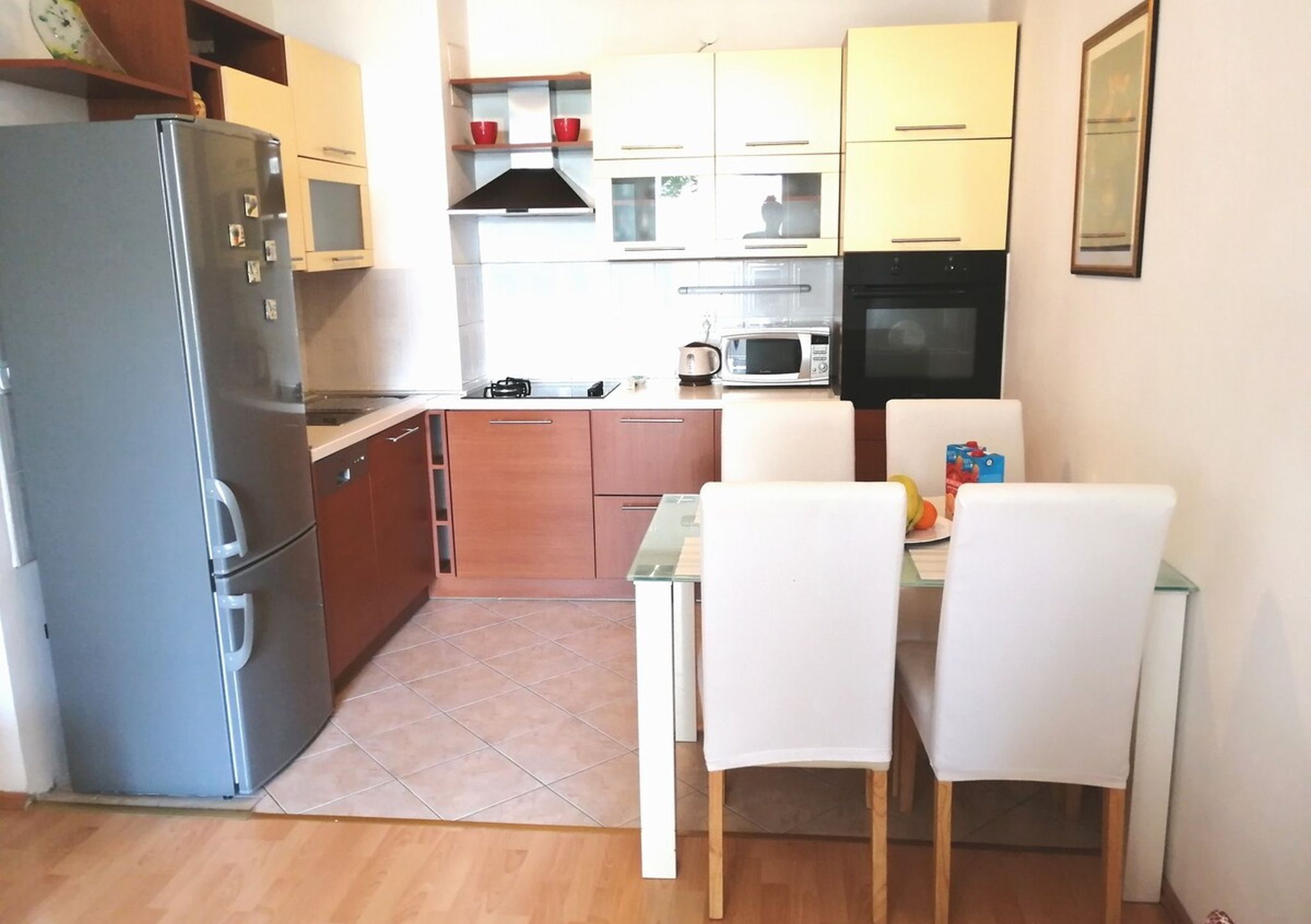Apartment (A1) | Private kitchen | Fridge, oven, stovetop, dishwasher