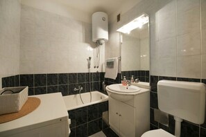 Apartment (A1) | Bathroom - Apartment Mario (Split)