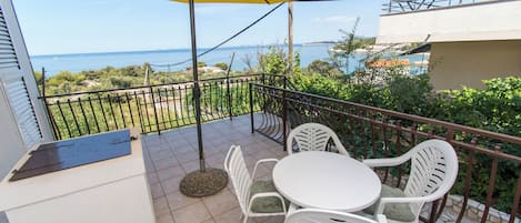 Apartment (A1) | Terrace/patio