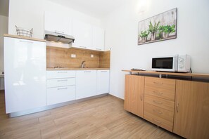 Apartment (A3) | Private kitchen - Apartment Marija (Vodice)