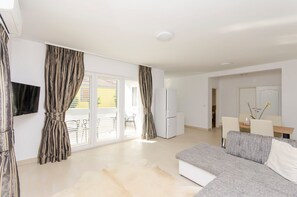 Apartment (A1) | Living room - Apartments Quokka (Tribunj)