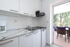 Apartment (A3) | Private kitchen - Apartments Ruza (Malinska-Dubasnica)