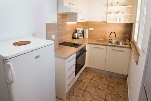 Apartment (A6) | Private kitchen - Apartment and Rooms Ive (Tisno)