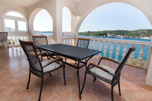 Apartment (A7) | Water view - Apartment and Rooms Ive (Tisno)