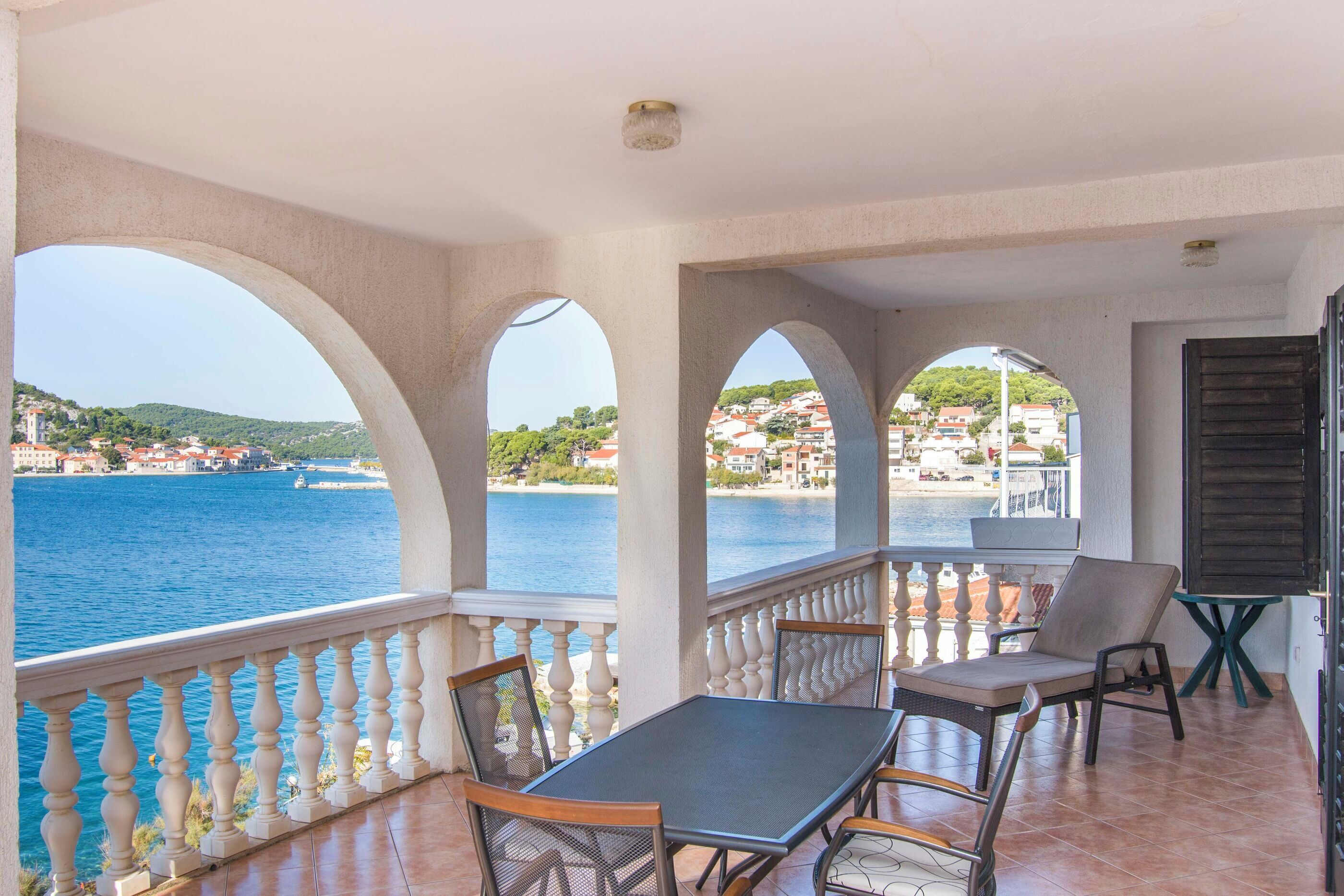 Apartment (A7) | Water view