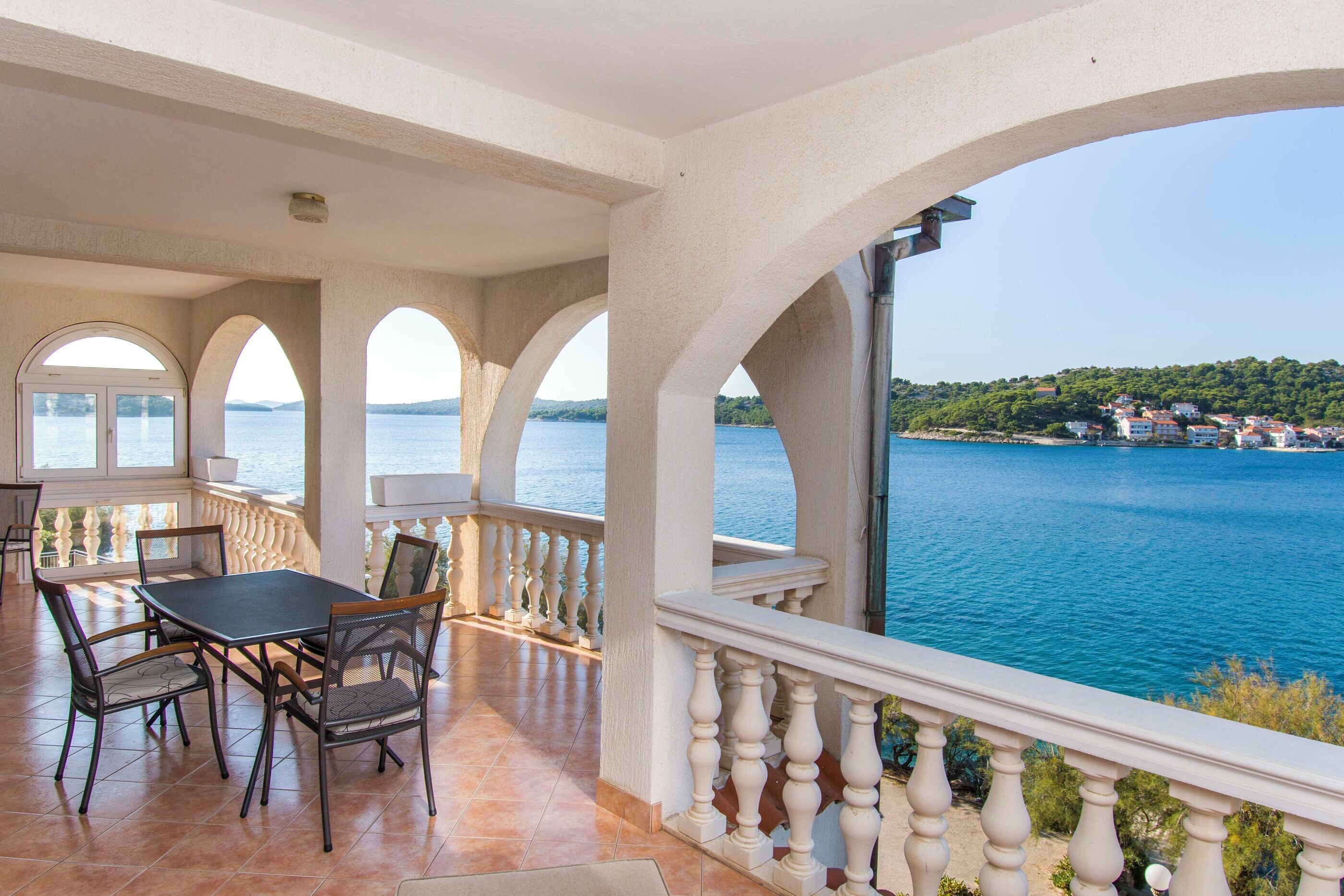 Apartment (A7) | Water view