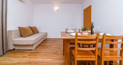 Apartments Mirjana