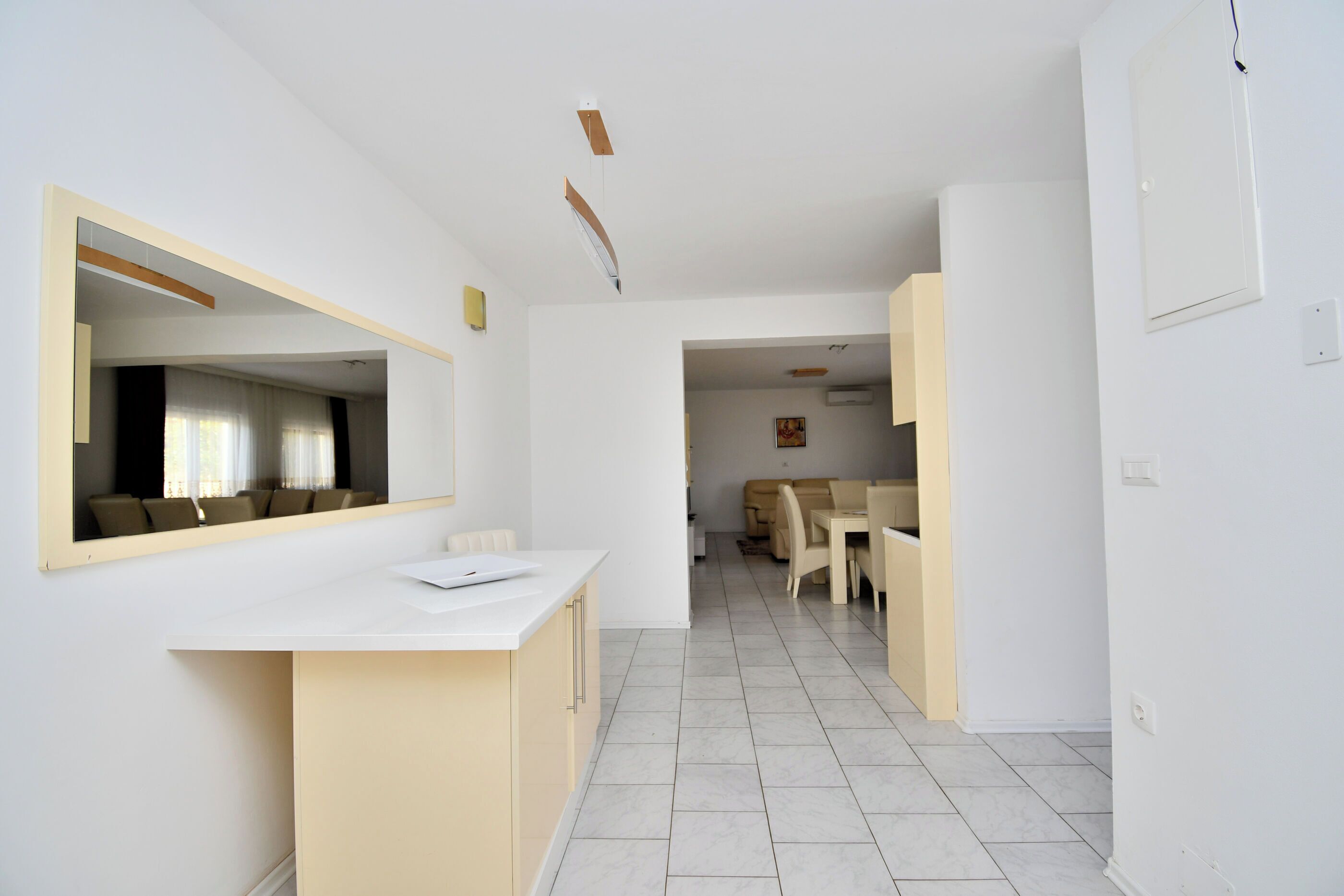 House | Interior entrance