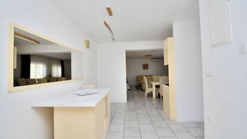 House | Interior entrance