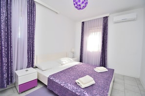House | In-room safe, iron/ironing board, free WiFi - House Perci 2 (Tar-Vabriga)