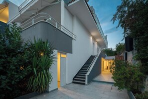 Exterior detail - Apartments Natasa (Seget)