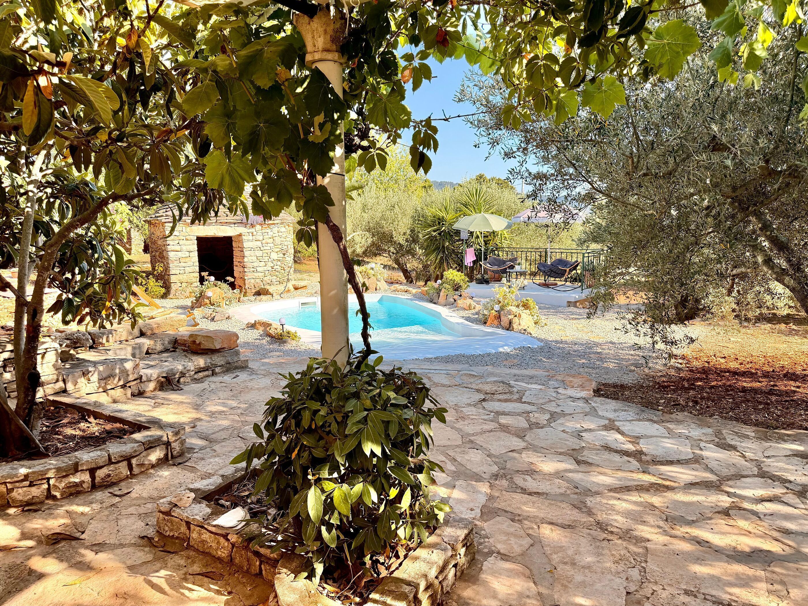 Outdoor pool, pool umbrellas