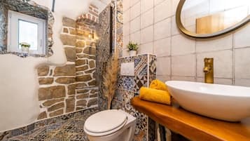 House | Bathroom