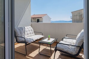 Apartment (A1) | Balkon