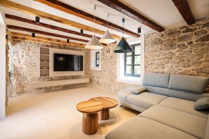 Apartment (A1) | Living area - Apartments Beachfront Pebble (Pasman)