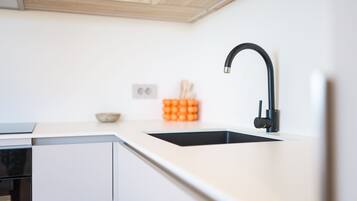 Studio (A2) | Private kitchen