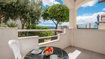 House | Balcony
