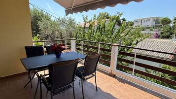 Apartment (A1) | Balcony