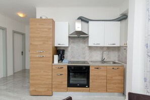 Apartment (A1) | Private kitchen - Apartment Sun City (Split)