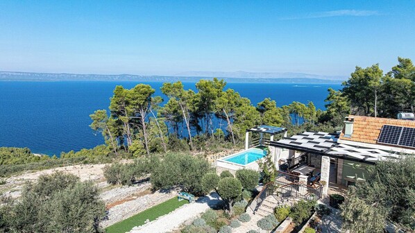 Outdoor pool - House Komadic Raja (Blato)