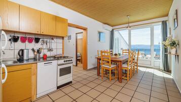 Apartment (A1) | Private kitchen | Fridge, stovetop, espresso maker, electric kettle
