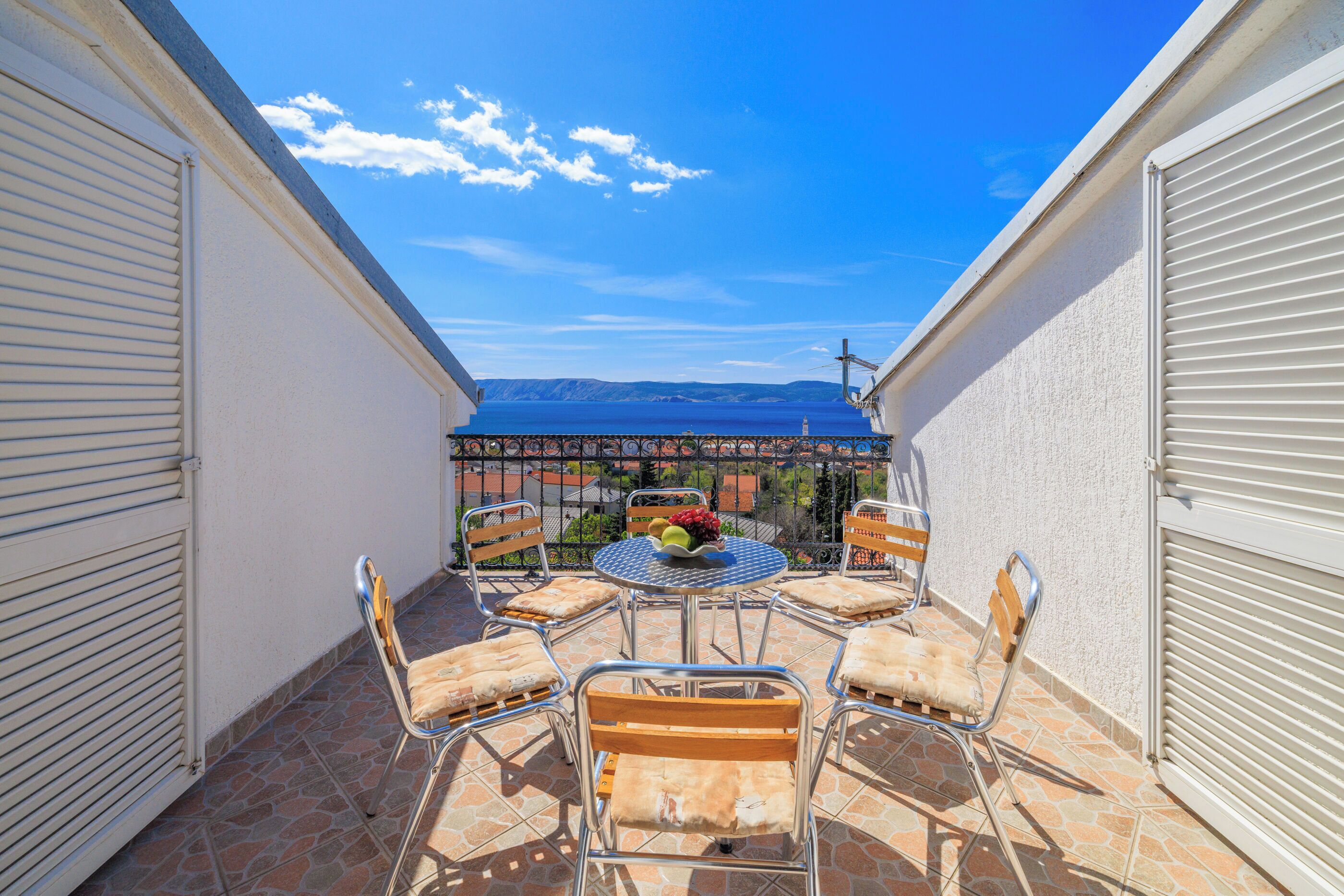 Apartment (A1) | Balcony