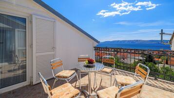 Apartment (A1) | Balcony