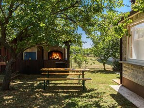 BBQ/picnic Area - House Haus Petar (Kastelir-Labinci)