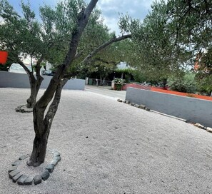Parcheggio non assistito gratuito