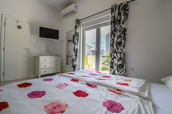 Studio (A1) | Free WiFi - Apartments Tomo - Near Airport (Kastela)