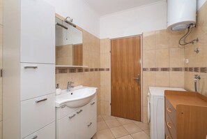 Apartment (A1) | Bathroom - Apartment Gloria (Tisno)