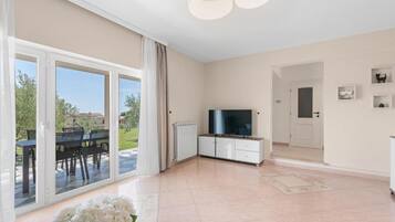 Apartment (A1) | Living room