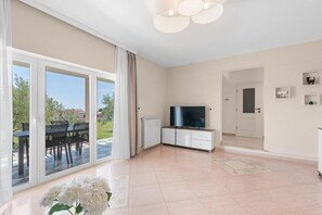 Apartment (A1) | Living room - Apartment Vista Olivo (Brtonigla)