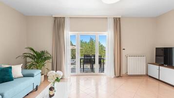 Apartment (A1) | Living room