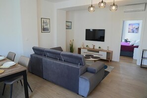 Apartment (A1) | Living room | Smart TV - Apartment Vesna (Split)