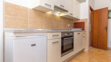 Apartment (A1) | Private kitchen
