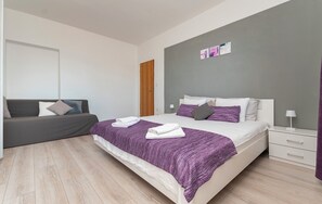 Apartemen (A4)