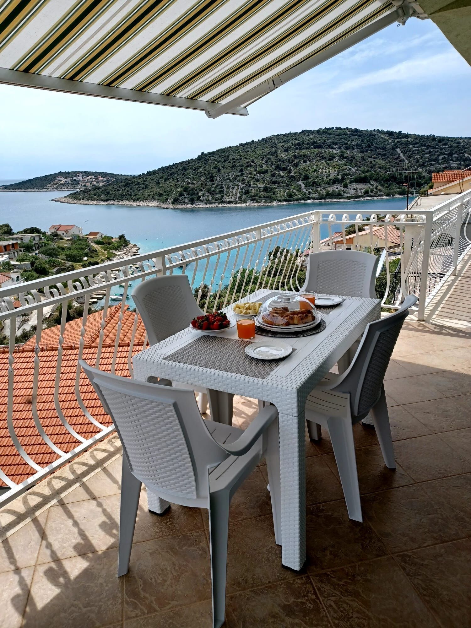 Apartment (A2) | Balcony