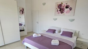 Ảnh chưa phân loại, 2 trong số 49 ảnh, nút