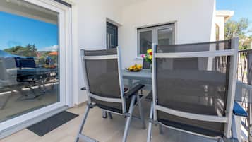 Apartment (A1) | Balcony