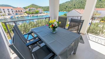 Apartment (A2) | Blick auf das Wasser