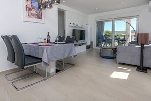 Apartment (A2) | Speisen