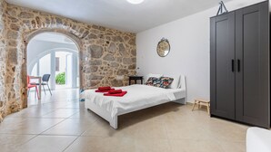 Unclassified image, 3 of 14, button - Apartment Sweet Studio (Punat)