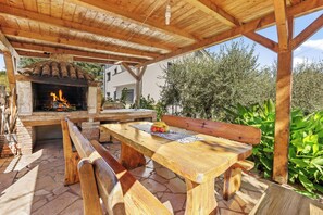 BBQ/picnic area - Apartments Vera (Porec)