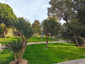 Property grounds - Apartments Olga (Rab)