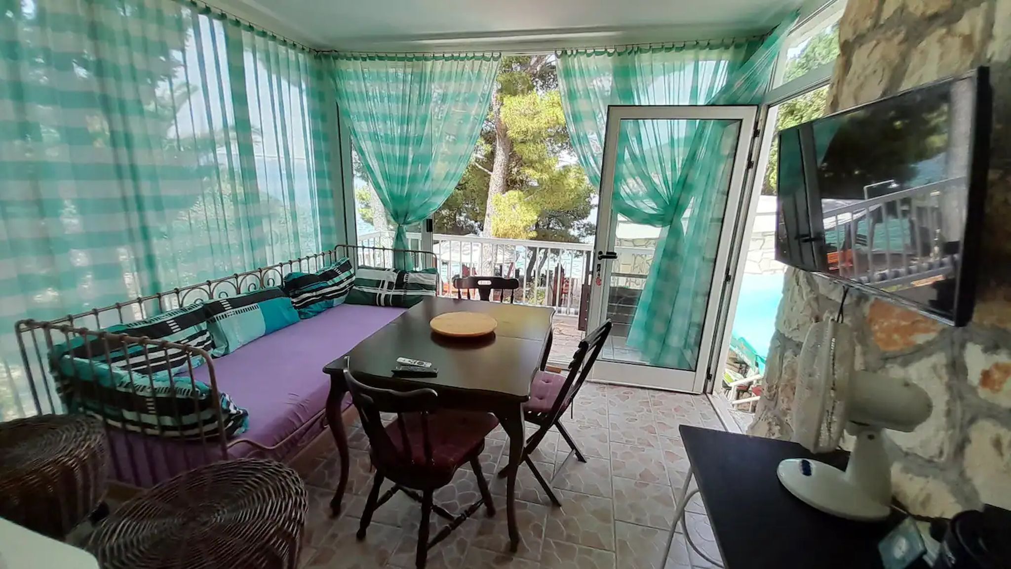 Apartemen (A1) | Teras/patio