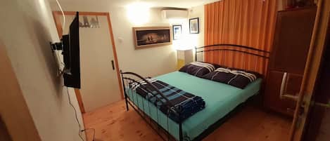 Tabla de planchar con plancha y wifi gratis