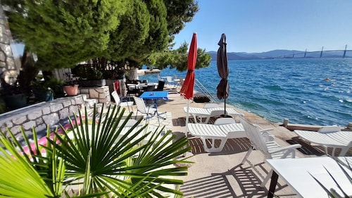 Apartments Alice Seafront