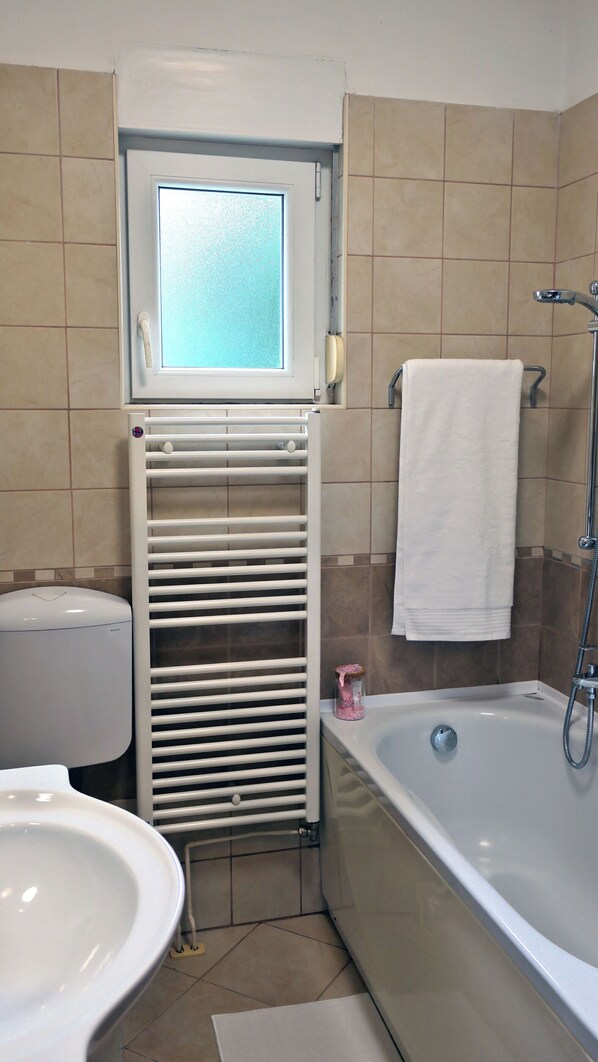 Apartment (A1) | Bathroom - Apartment Sarah (Cavle)