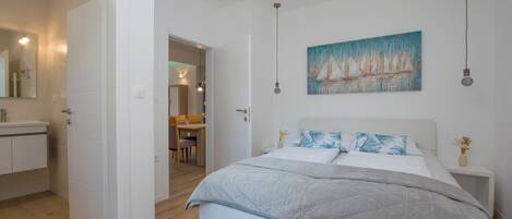 Apartment (A1) | Iron/ironing board, free WiFi